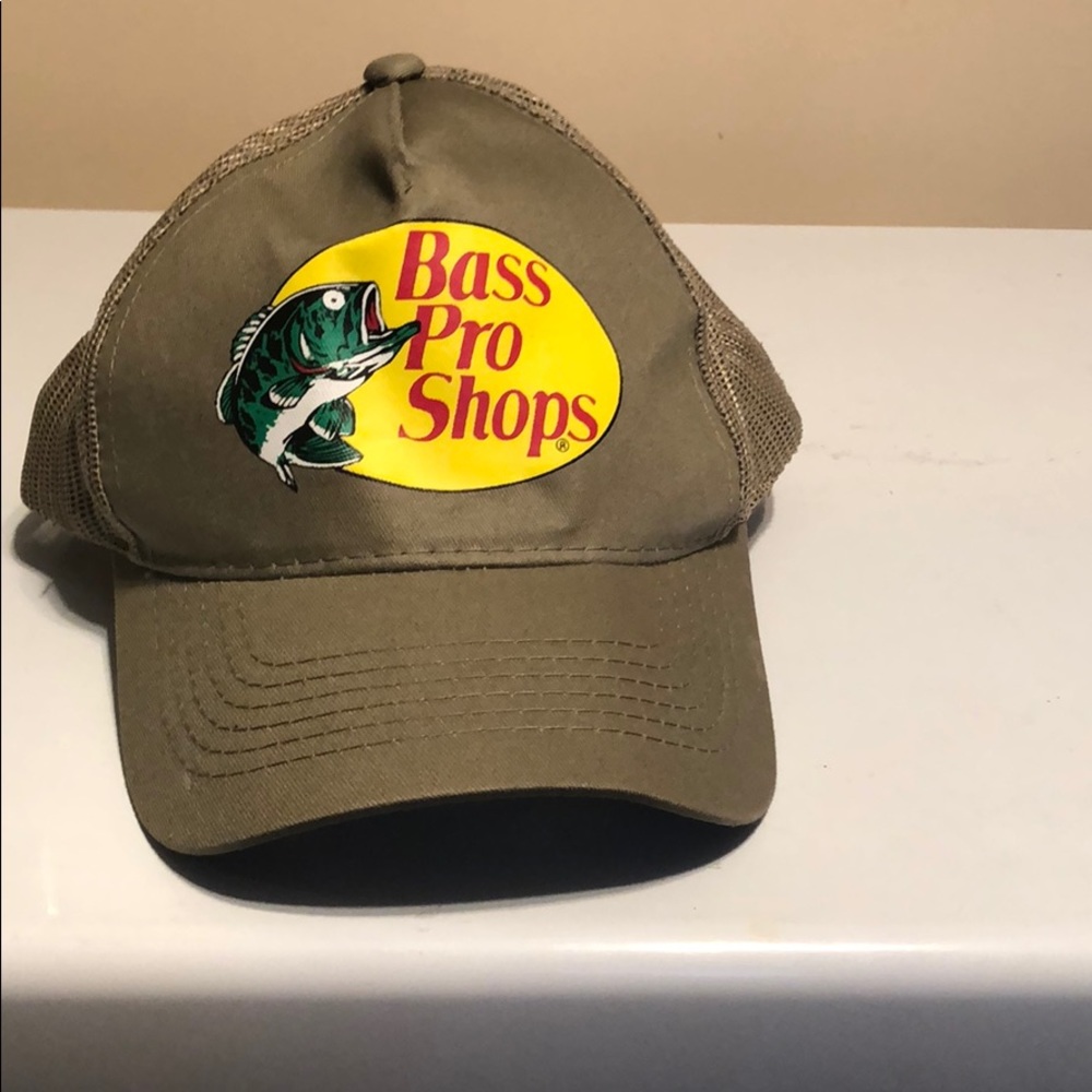 Bass Pro Shop- Calling all hunters!